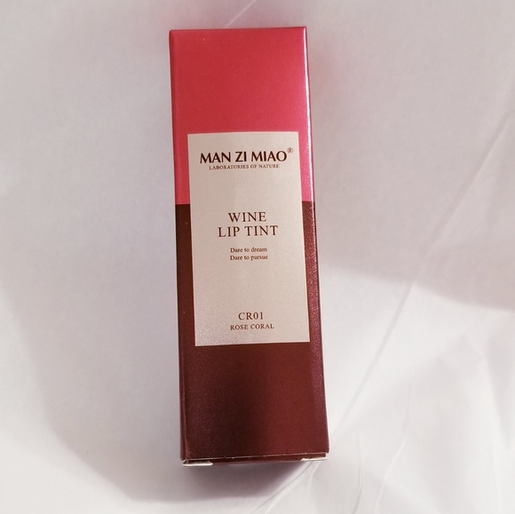 Wine Lover's Lip Gloss Lipstick - Picture 6 of 6